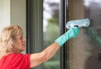 best way to clean glass windows